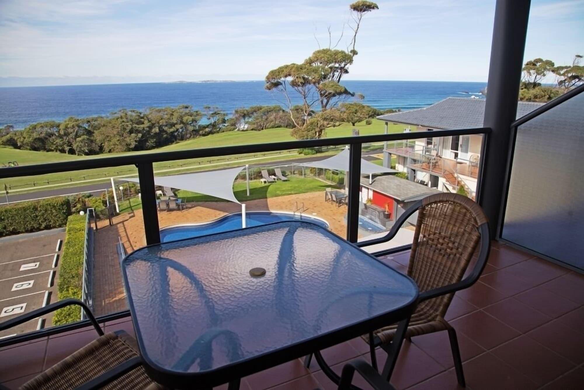 Amooran Oceanside Apartments And Motel Narooma Bagian luar foto