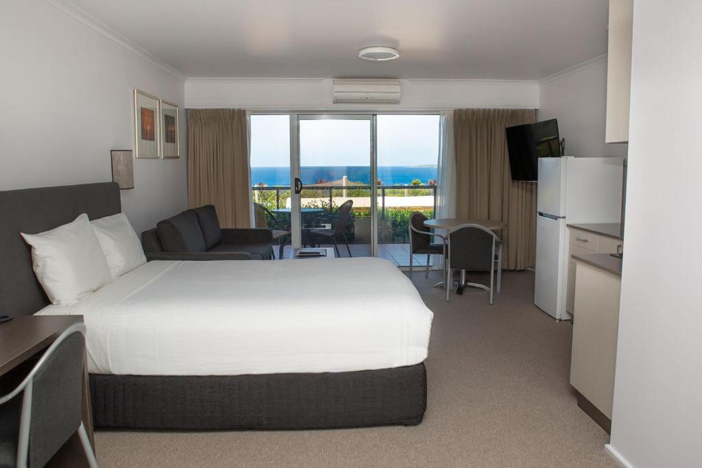 Amooran Oceanside Apartments And Motel Narooma Bagian luar foto