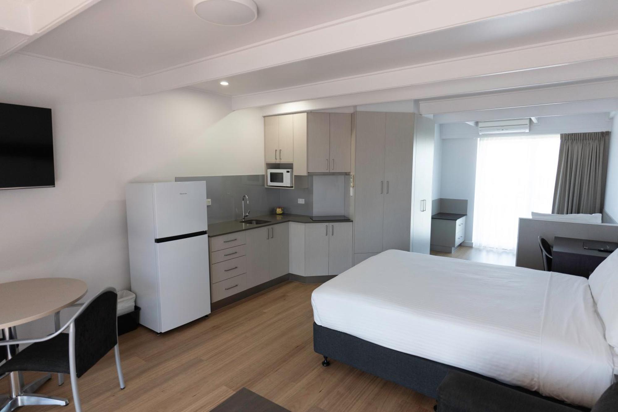 Amooran Oceanside Apartments And Motel Narooma Bagian luar foto