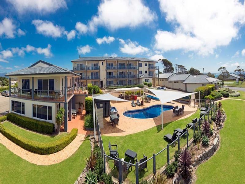 Amooran Oceanside Apartments And Motel Narooma Bagian luar foto