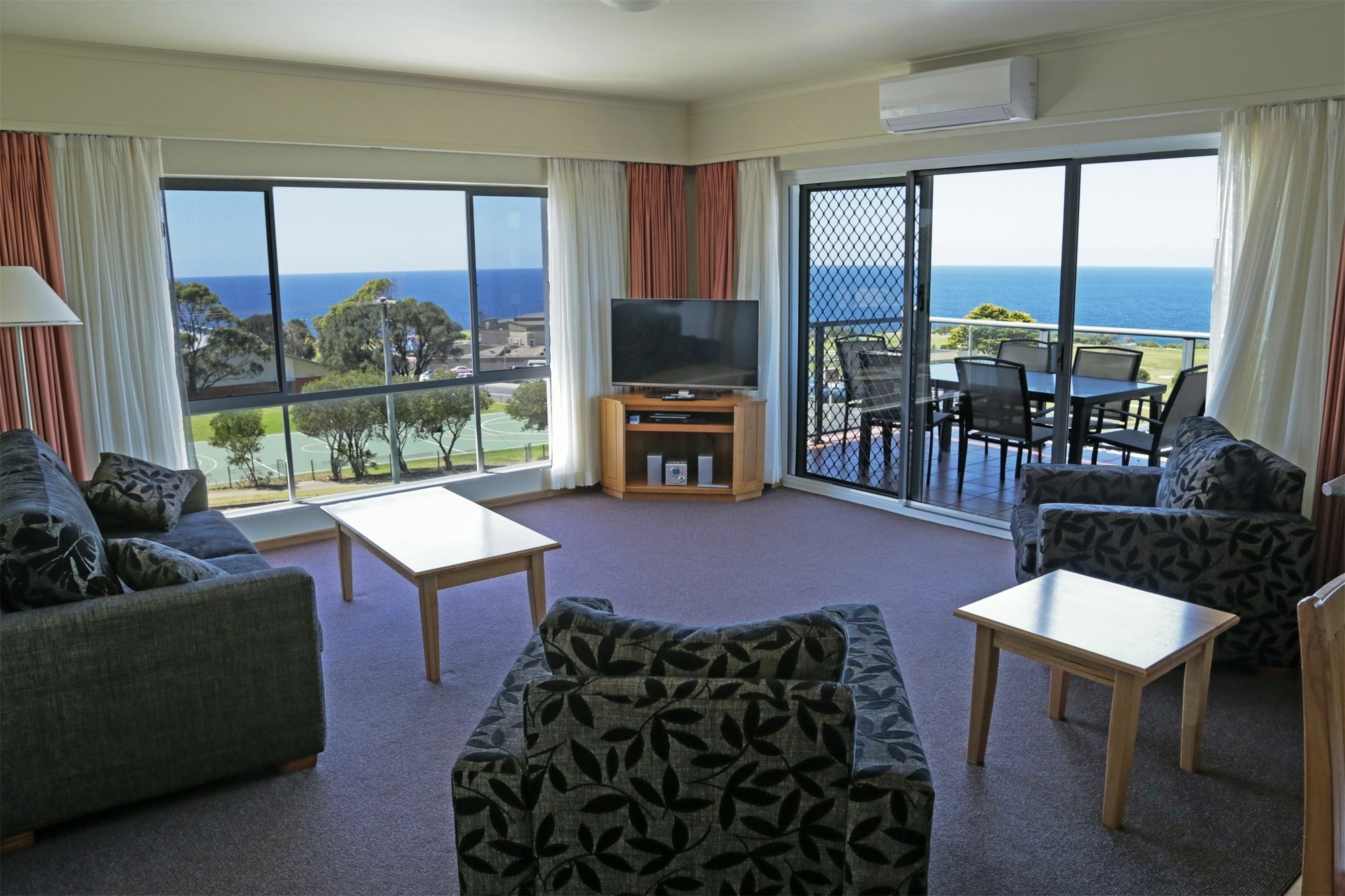 Amooran Oceanside Apartments And Motel Narooma Bagian luar foto